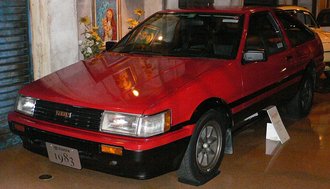 토요타 AE85