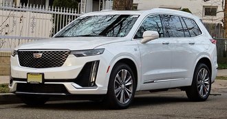 캐딜락 XT6