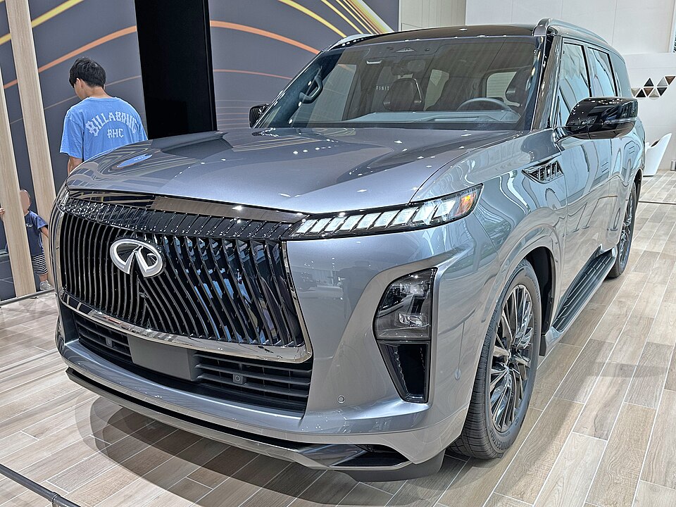 인피니티 QX80