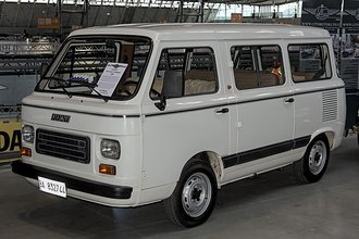 피아트 900T