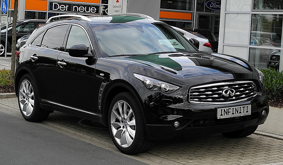 인피니티 QX70