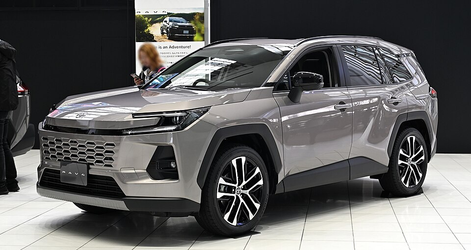 토요타 RAV4