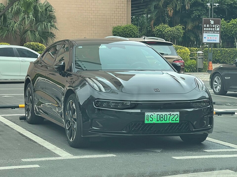 지커 001