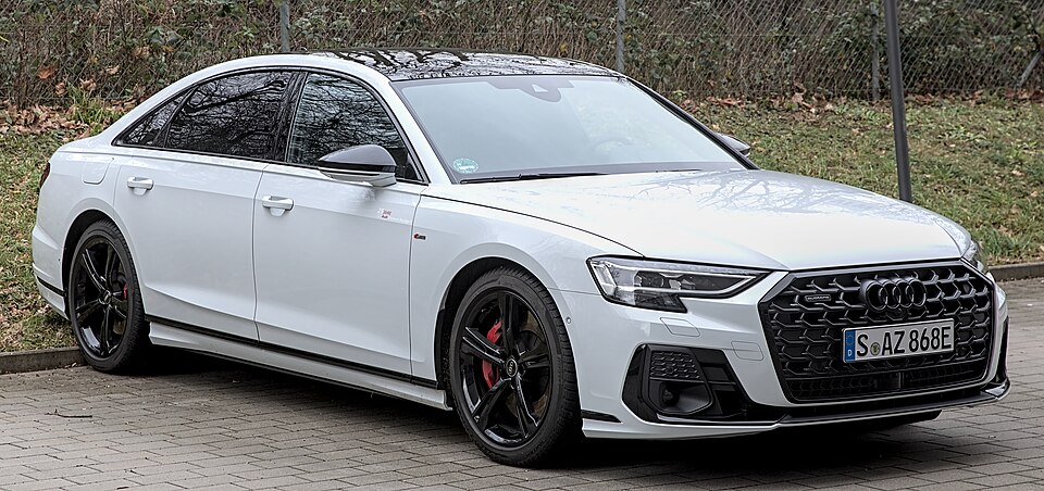 아우디 A8